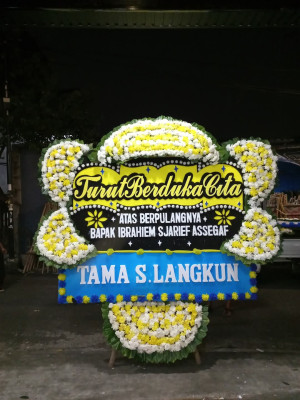 Papan Bunga Duka di Canden
